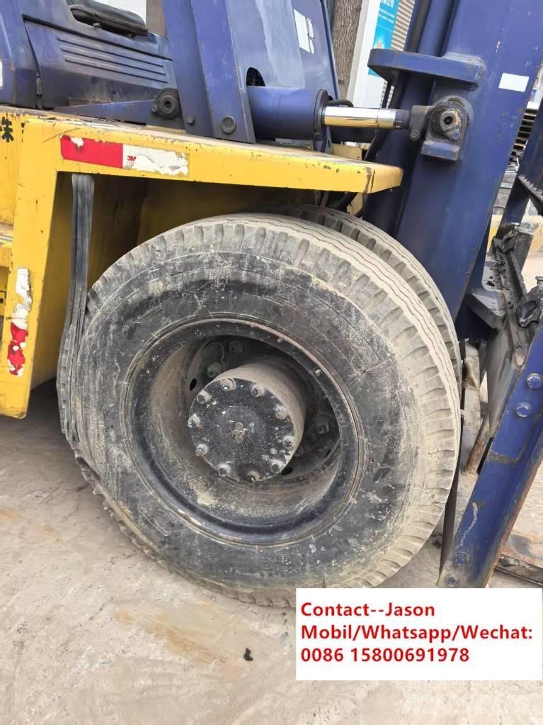 Komatsu FD 100-7 Dizelski viljuškari