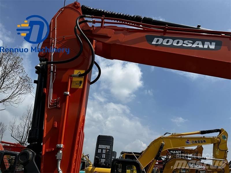 Doosan DX 225 LC-9C Bageri guseničari