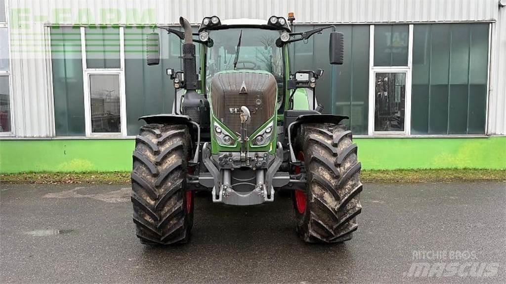 Fendt 828 s4 Traktori