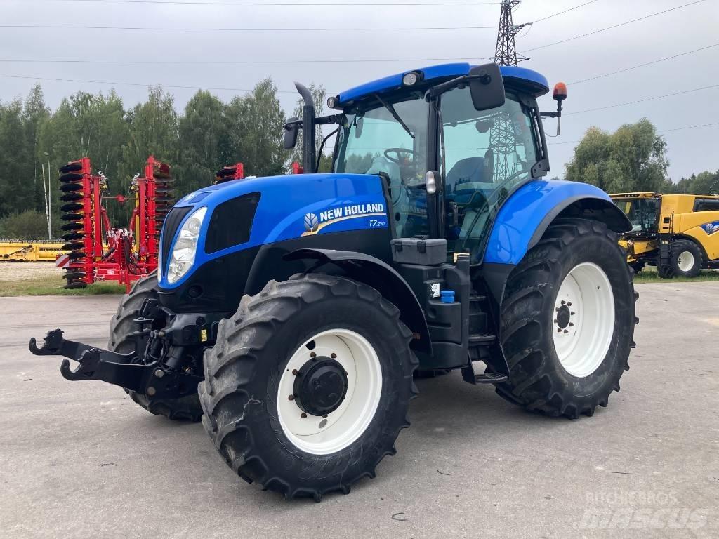 New Holland T7.210 Traktori