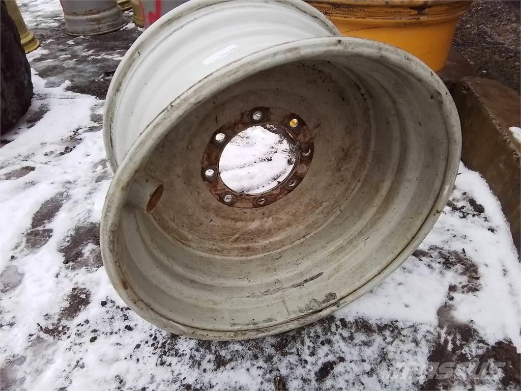  Okänt Sampo 20x28 Gume, točkovi i felne