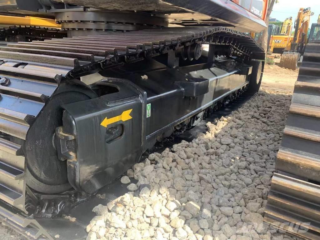 Doosan DX 225 Bageri guseničari