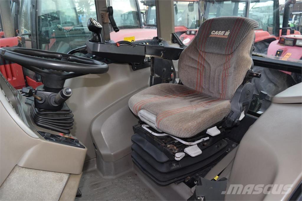 Case IH CVX 1155 Traktori