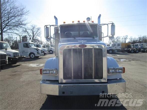 Peterbilt 365 Kombi vozila/ vakum kamioni