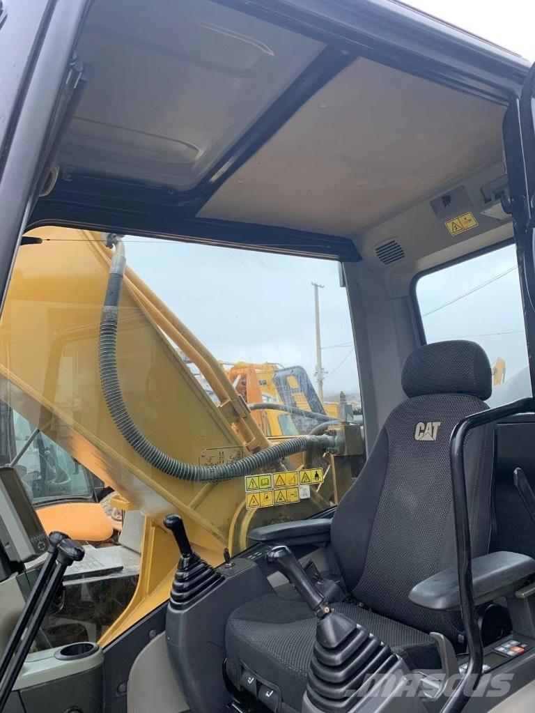CAT 330 D2L Bageri guseničari
