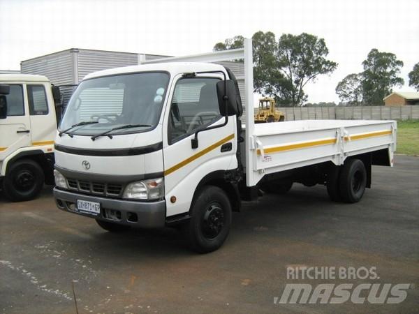 Toyota Dyna 7145 Kamioni sa otvorenim sandukom