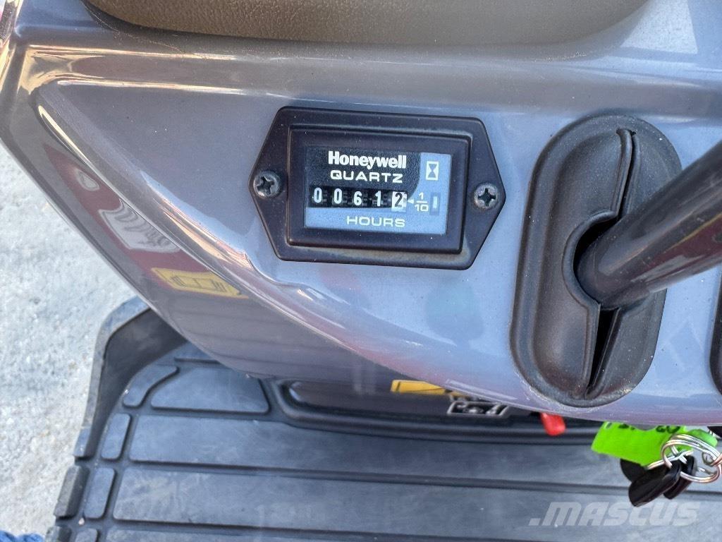 Yanmar SV08 (1D920) Mini bageri < 7t
