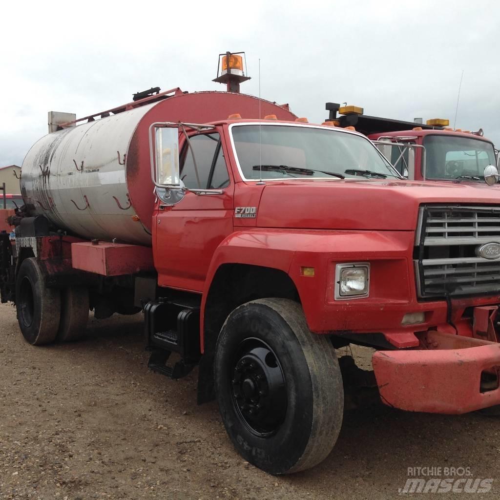 Ford F 700 Kamioni mešalice za beton