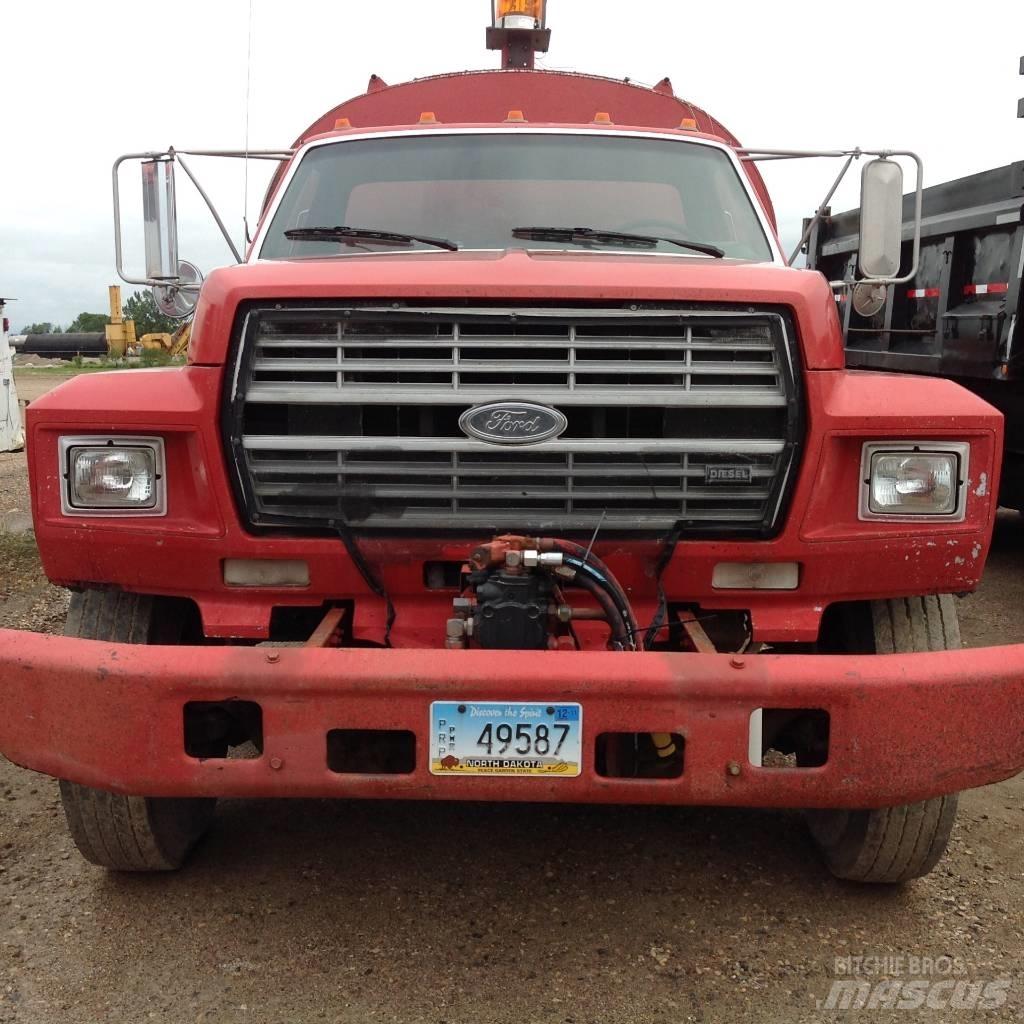 Ford F 700 Kamioni mešalice za beton
