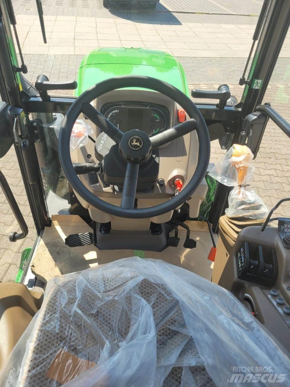 John Deere 5105GV Traktori