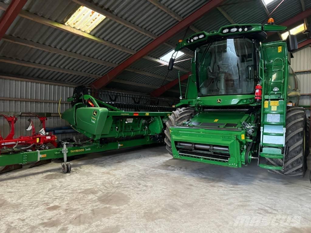 John Deere T 660i Kombajni