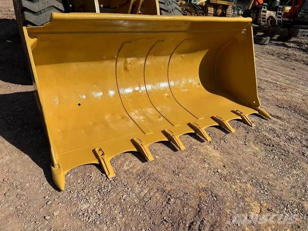 CAT 966H Utovarivači na točkove
