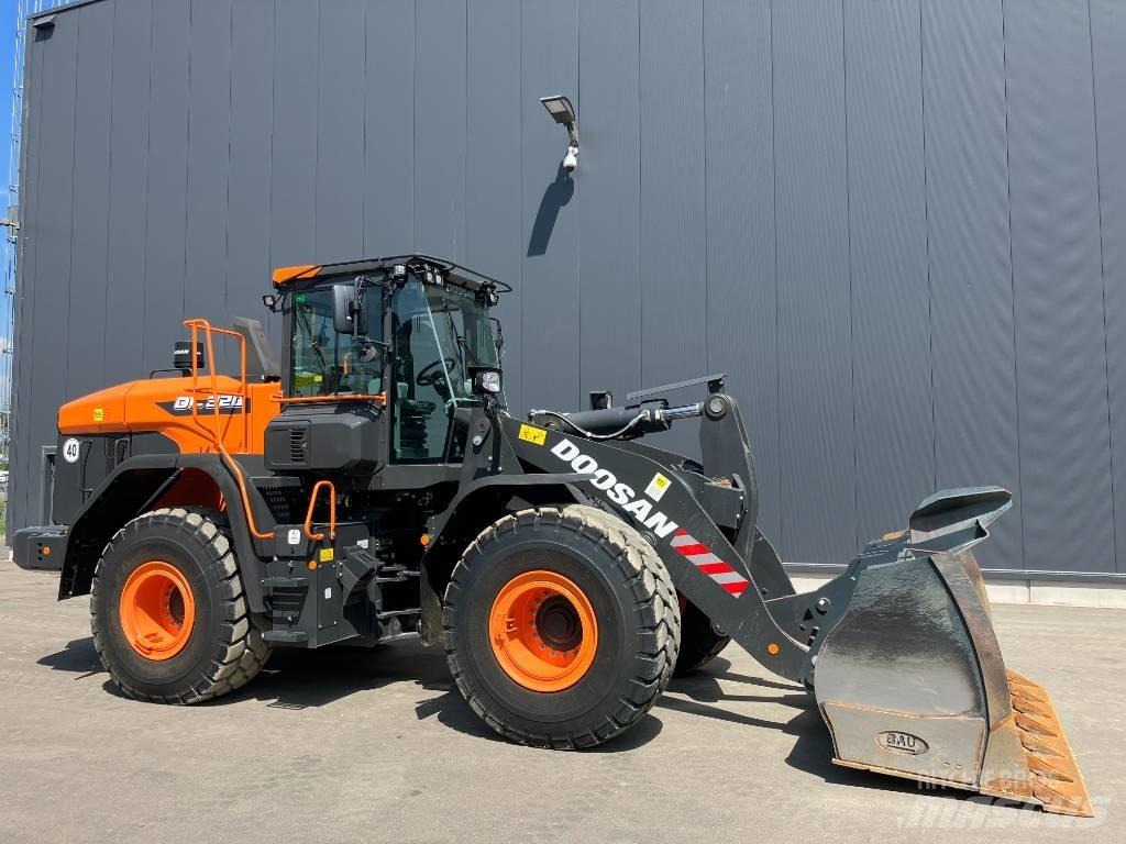Doosan DL 320-7 Utovarivači na točkove