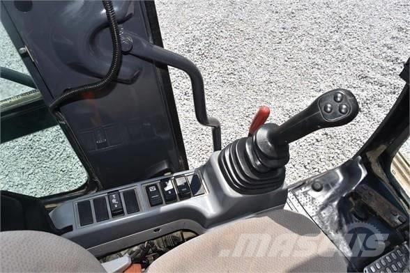 Hitachi ZX 135 Bageri guseničari