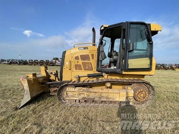 CAT D3K2 XL Buldožeri guseničari