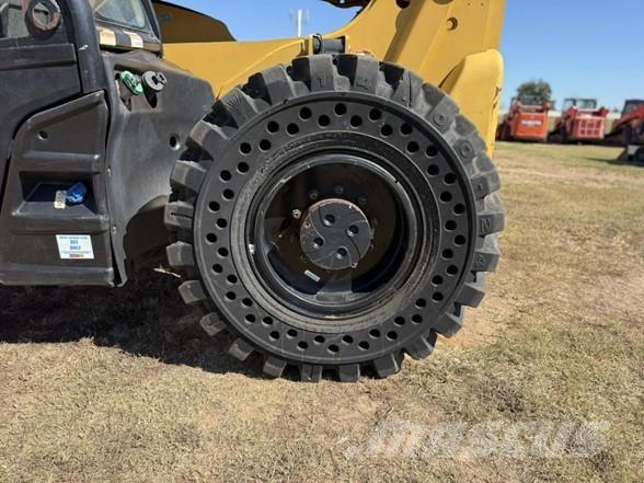 CAT TL1055D Teleskopski viljuškari