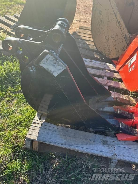 Kubota L5415A Kašike / Korpe
