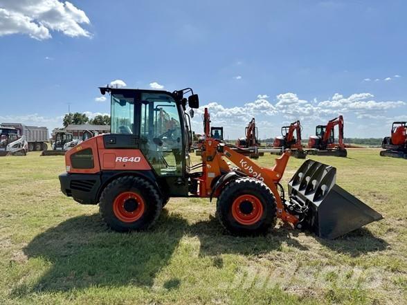Kubota R640 Utovarivači na točkove