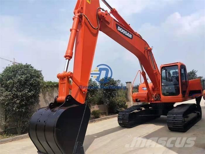 Doosan DH220LC-7 Bageri guseničari