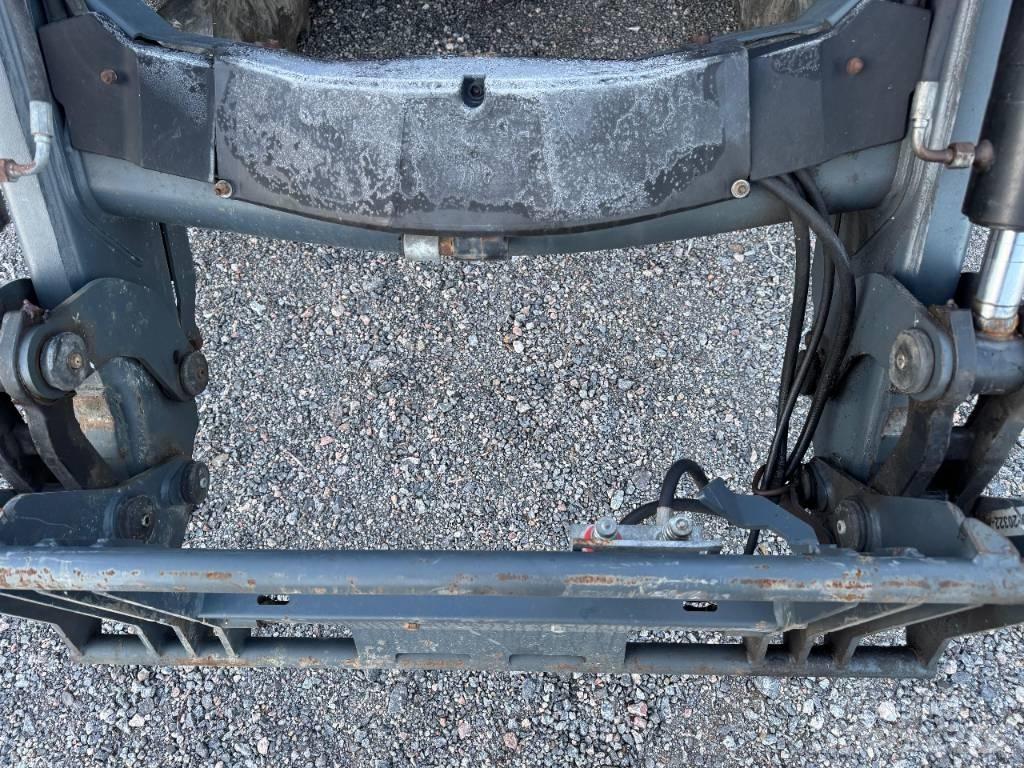 Valtra N163 Direct Traktori