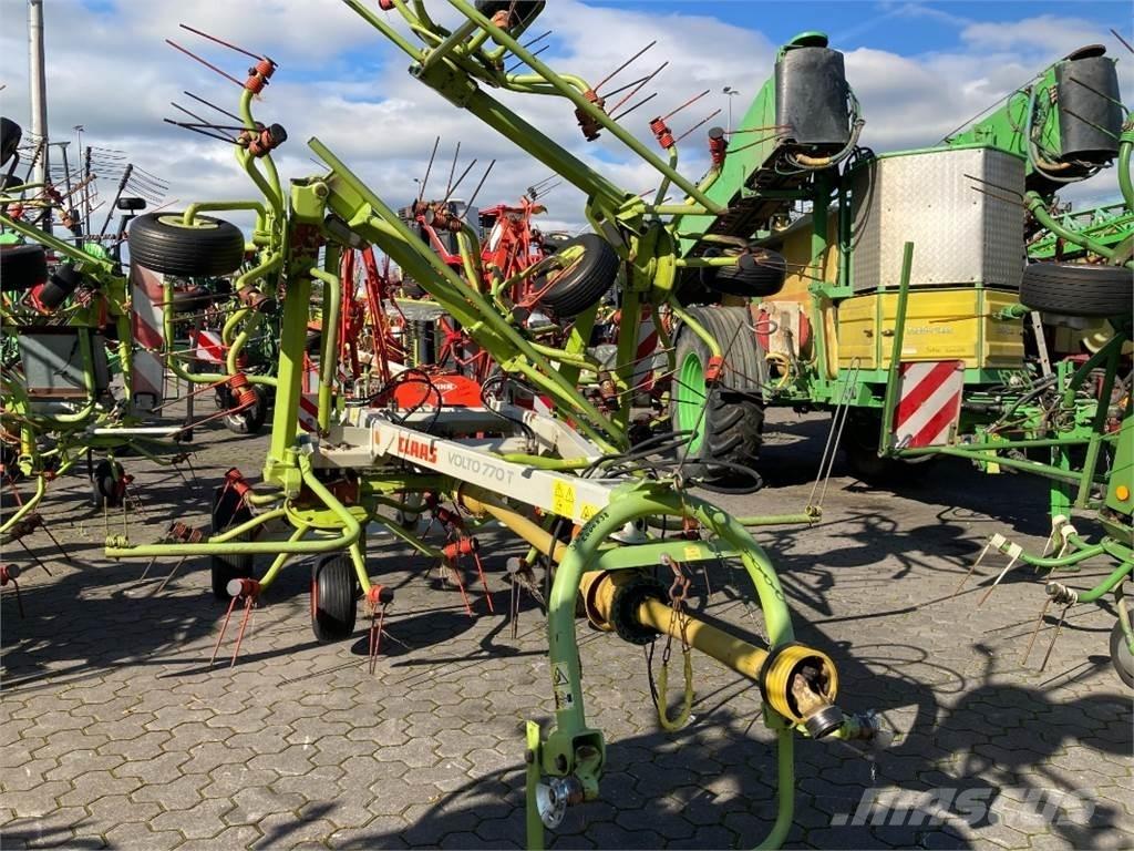 CLAAS Volto 770 T Okretači i sakupljači sena
