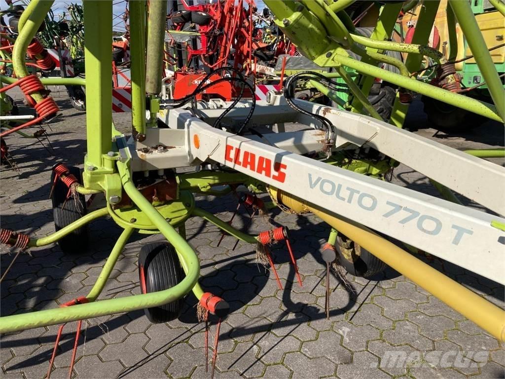CLAAS Volto 770 T Okretači i sakupljači sena