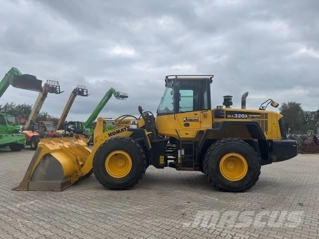 Komatsu WA 320 Utovarivači na točkove