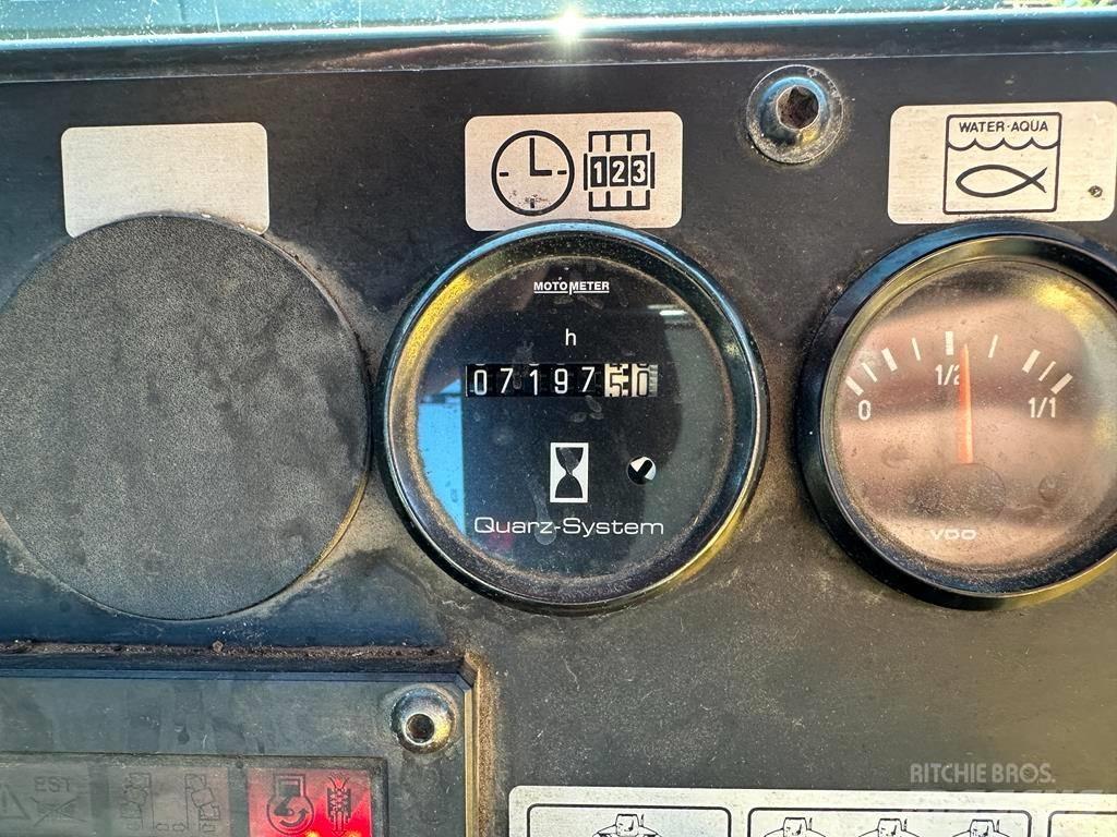 Bomag BW 174 AD Valjci sa duplim bubnjem