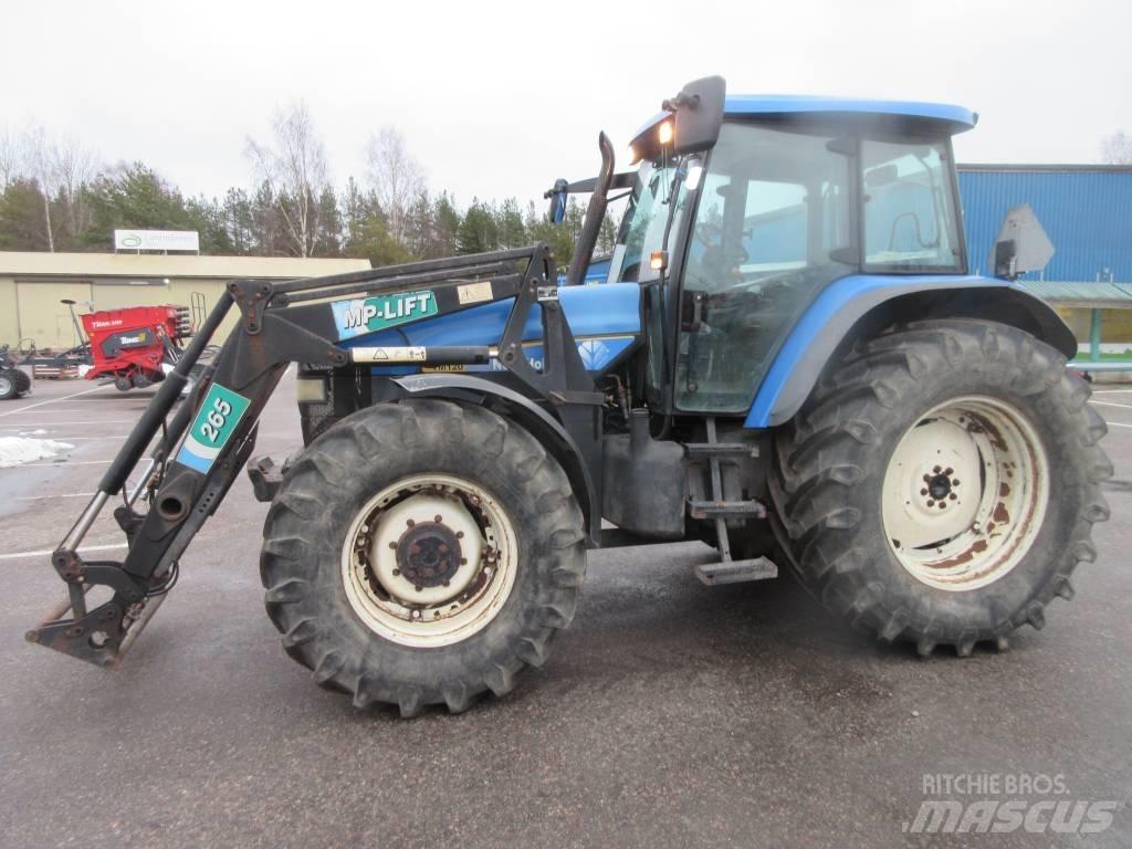 New Holland TM 120 Traktori