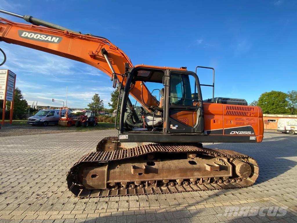 Doosan DX 255 LC-5 Bageri guseničari