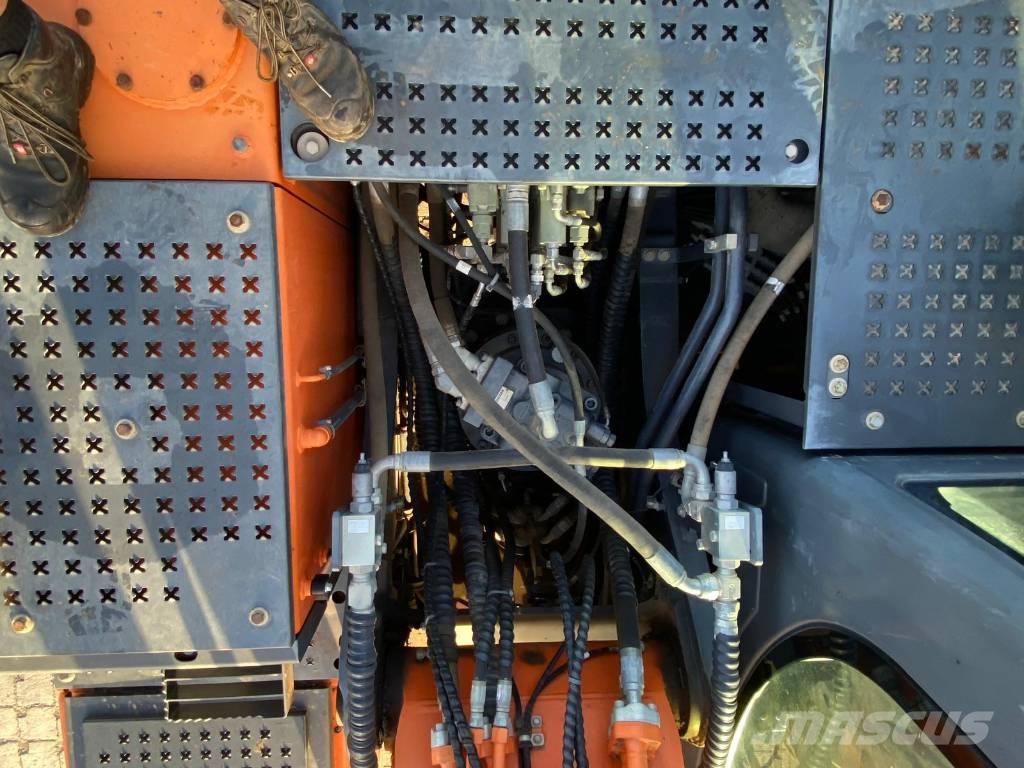 Doosan DX 255 LC-5 Bageri guseničari