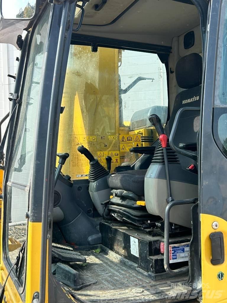 Komatsu PC 138-11 Bageri guseničari