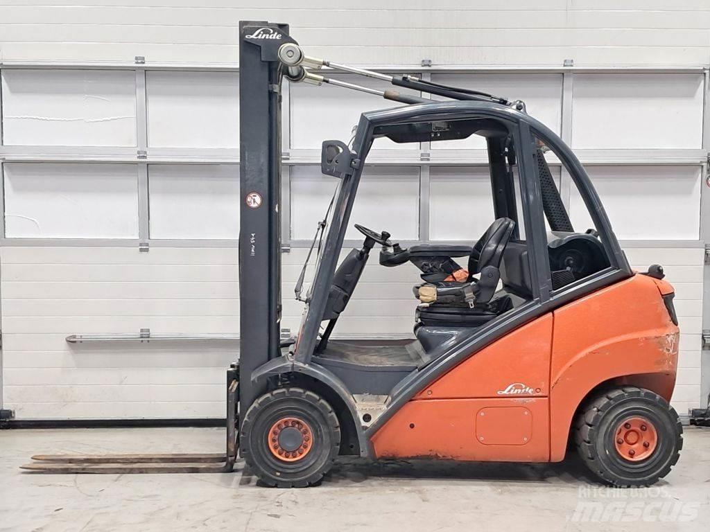 Linde H25T Plinski viljuškari