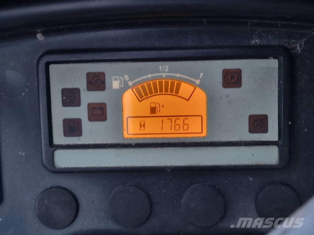 Dynapac CC 1000 Valjci sa duplim bubnjem