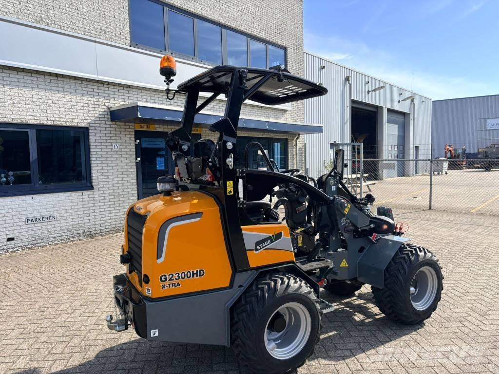 Giant G2300HD Xtra Mini utovarivači