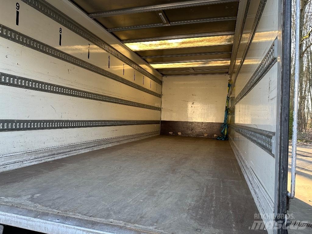 DAF LF 12.220 Sanduk kamioni