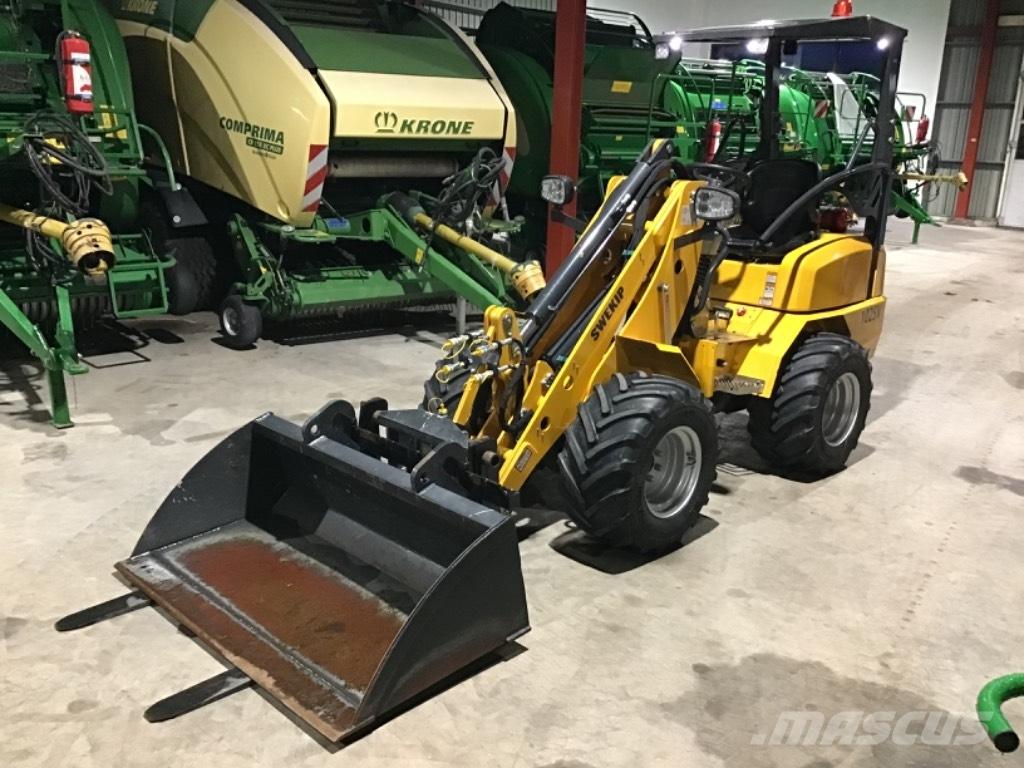 Swekip 1025V Višenamenski utovarivači