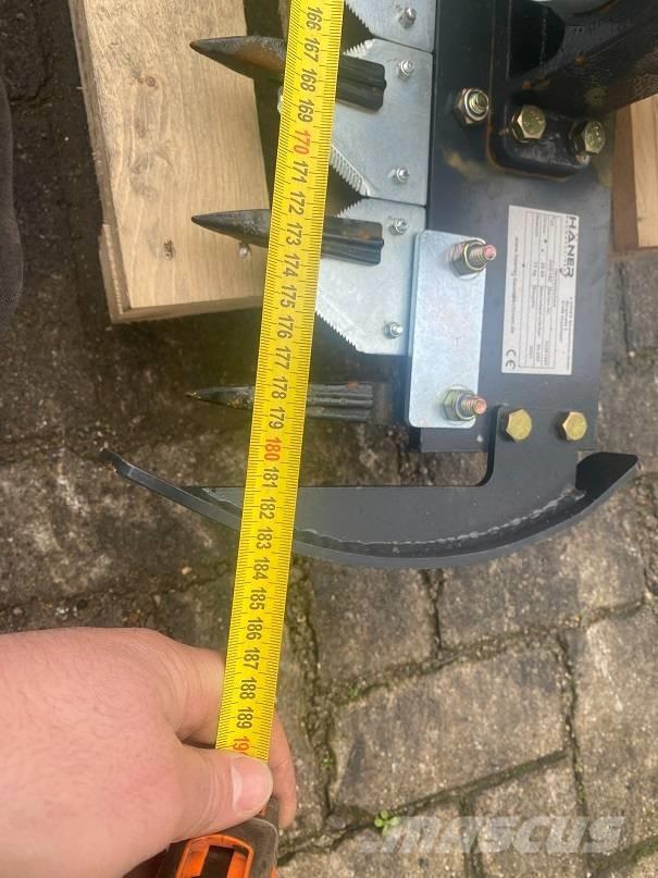 Haner HHE 180 Kosilice sa postoljem za vuču