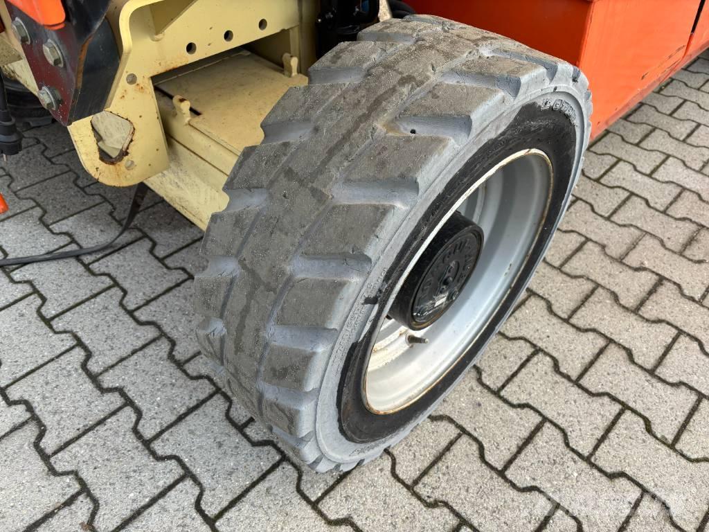 JLG 4069 LE Makazaste platforme