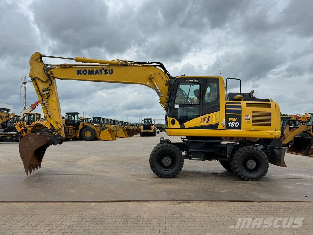 Komatsu PW180-11 Bageri točkaši