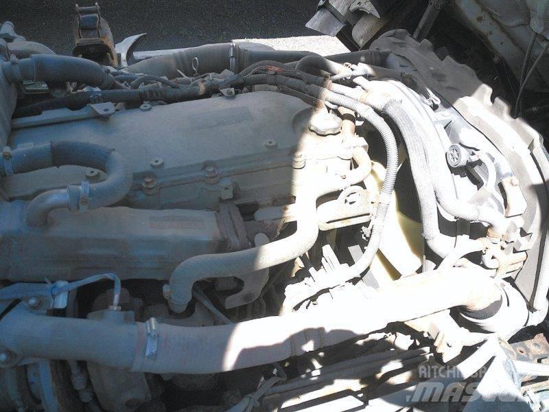 Isuzu NPR Dostavna vozila / kombiji