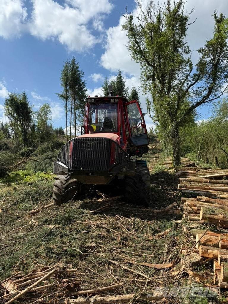 Komatsu 875 Forvarderi