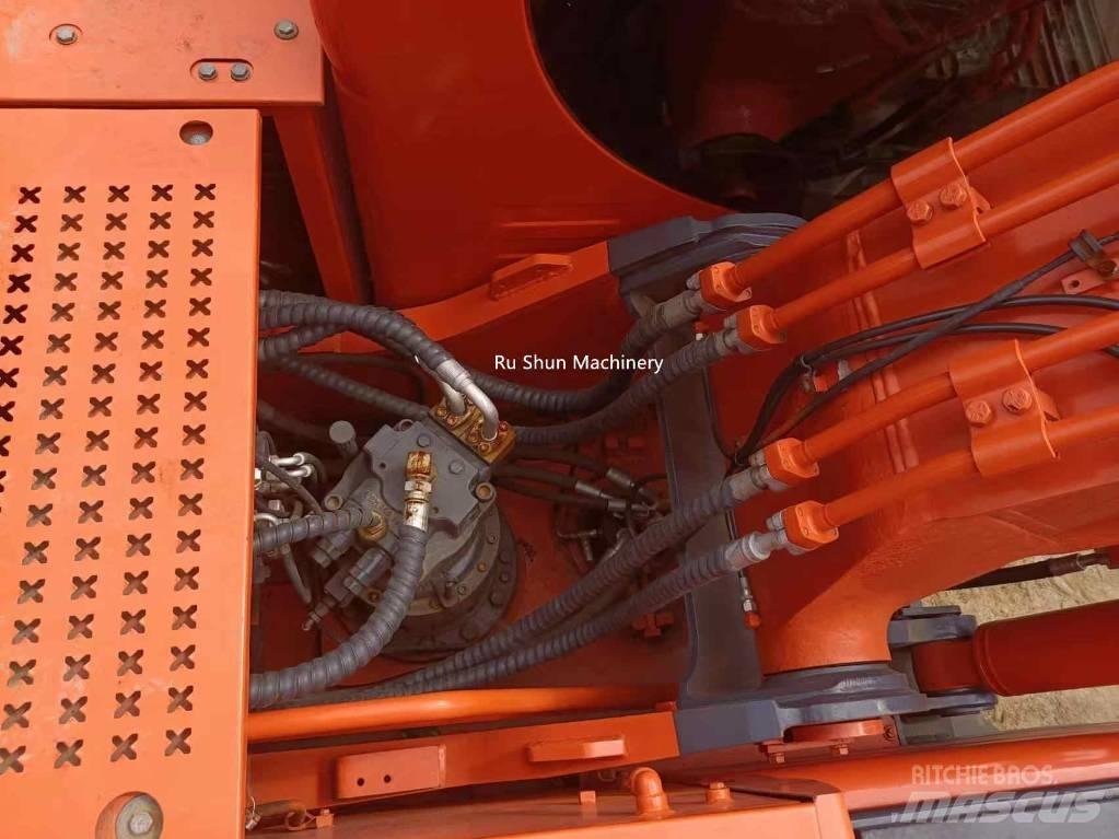 Doosan DX 225 LC Bageri guseničari