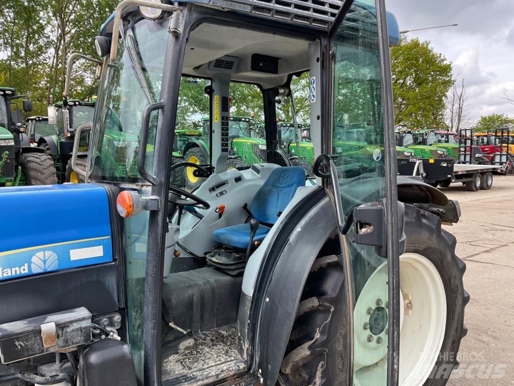 New Holland T 4050 F Traktori