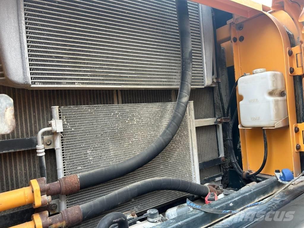  Hyudai R 320 LC -9 Bageri guseničari