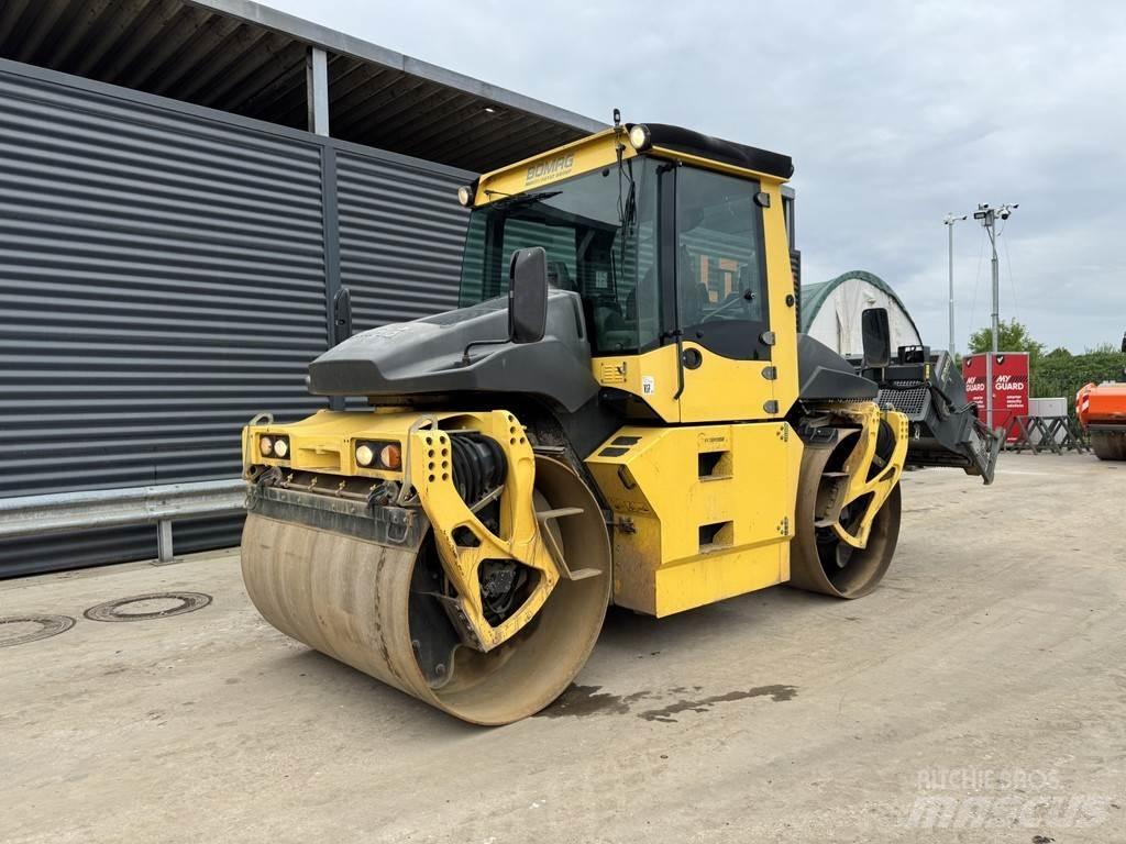 Bomag BW 174 AP-4V Valjci sa duplim bubnjem