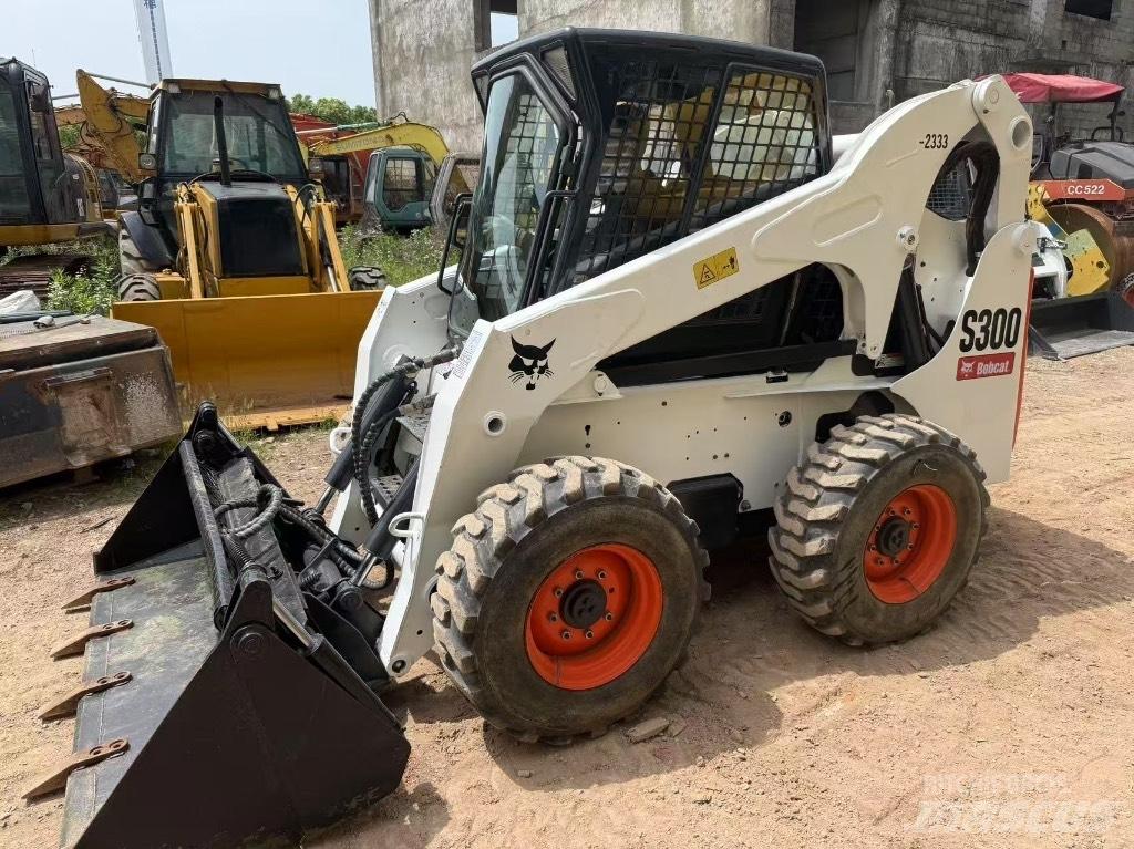 Bobcat S 300 Skid steer mini utovarivači