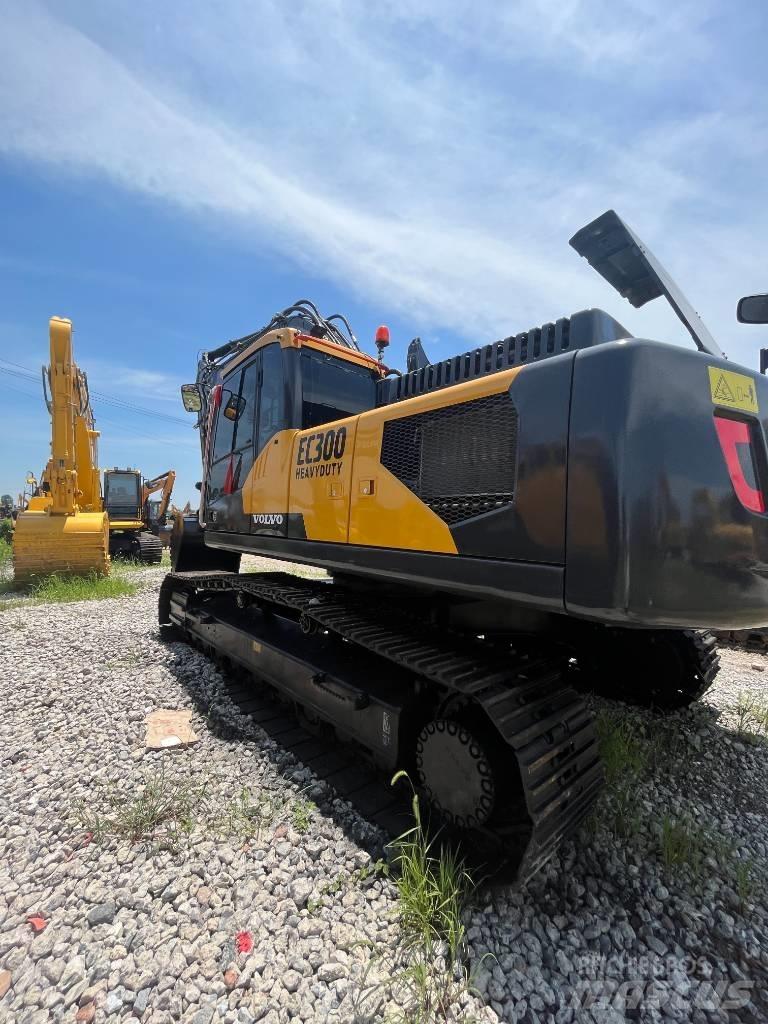 Volvo EC 300 Bageri guseničari