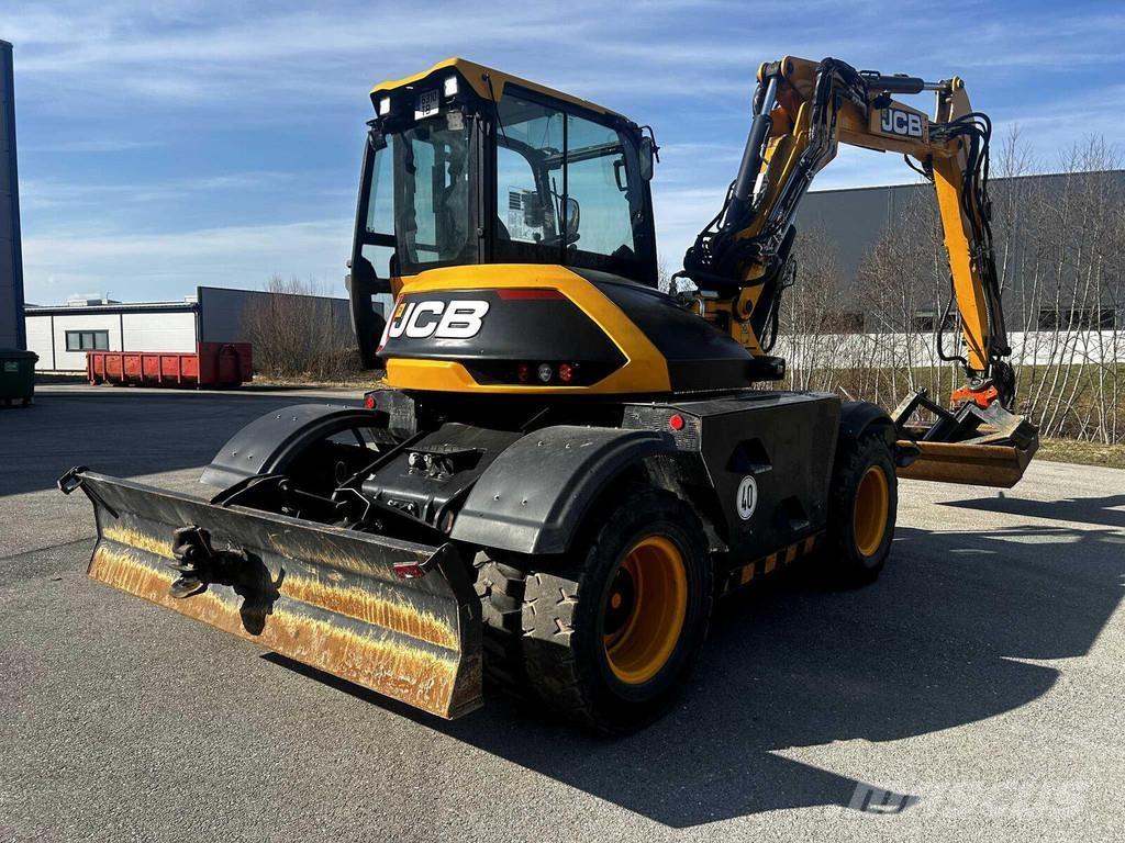 JCB HD110WT SV Midi bageri 7t – 12t