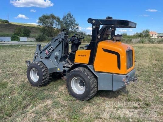 GiANT V 452 T Višenamenski utovarivači
